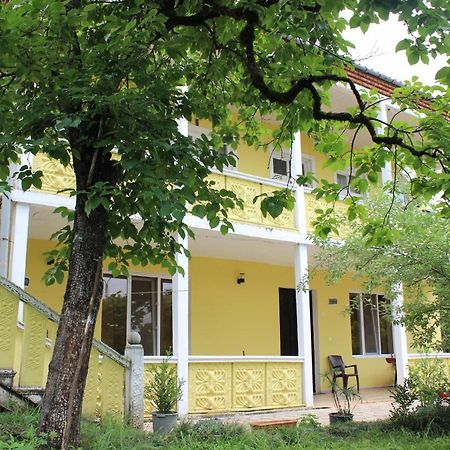 Guest House Maspindzeli Цкалтубо Екстериор снимка